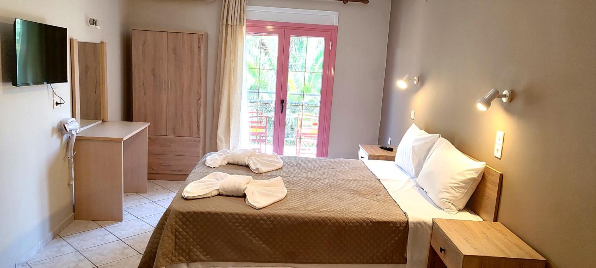 Anaxos Alex Apartment ภายนอก รูปภาพ
